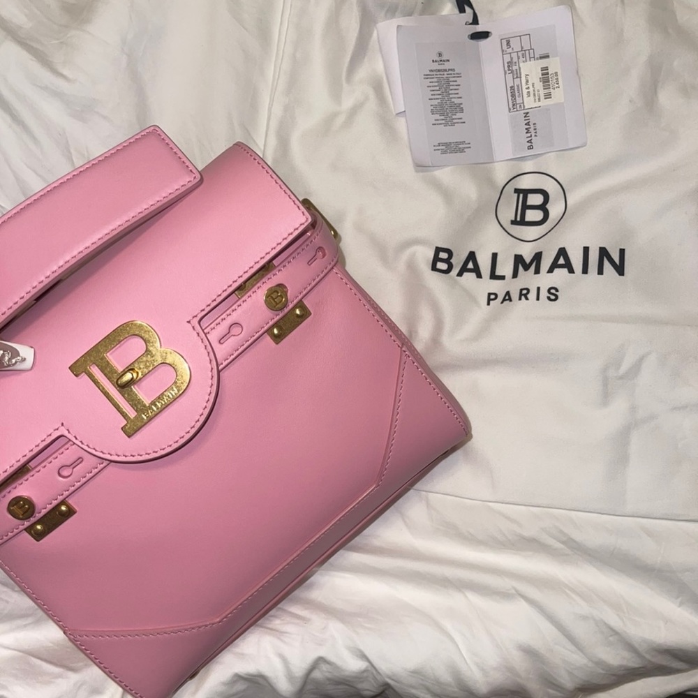 Brand new BALMAIN BBUZ 23 SHOULDER BAG MEDIUM worn once!!